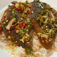 ร้านข้าวปลาแกะป้าศรี สุขุมวิท42(เจ้าแรก)