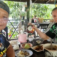 เหน่งโภชนา (อาหารป่าและอาหารพื้นบ้าน) -