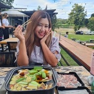 เนินนุ่มคาเฟ่