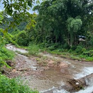 วัดบ่อหลวง
