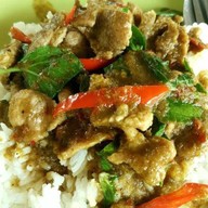 เมนูของร้าน ครัวบ้านๆ รสชาดเข้มข้น ท่าข้าม