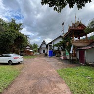 วัดบ่อหลวง