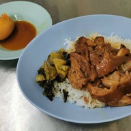 ข้าวขาหมูนายกวง