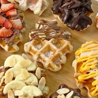 กินจิ - KINJI (โทสต์พิซซ่า ขนมปังปิ้ง&เครื่องดื่ม)