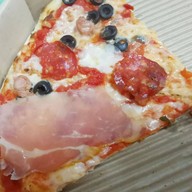 เมนูของร้าน Gallery Pizza Sathorn