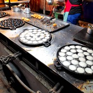 บรรยากาศ ร้านขนมครกสี่พี่น้อง