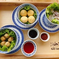 เฝอ&seaชาบูสุกี้อินเตอร์ ตลาดครอบครัวเพชรเกษม81