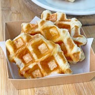 กินจิ - KINJI (โทสต์พิซซ่า ขนมปังปิ้ง&เครื่องดื่ม)