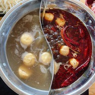 เฝอ&seaชาบูสุกี้อินเตอร์ ตลาดครอบครัวเพชรเกษม81