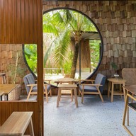 บรรยากาศ Hom Cafe Phuket