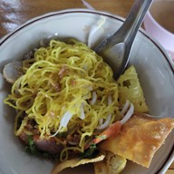 เมนูของร้าน โหน่งผัดกระเพรา