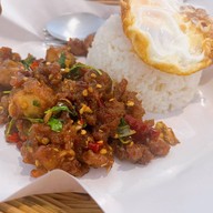 กะเพราอโยธยา สกลนคร สกลนคร