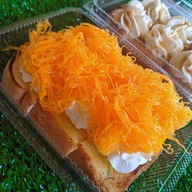 ปังปิ้งเนยฉ่ำ+โรตีสายไหมฟารีดา+โรตีทอดกรอบ+โอวัลตินภูเขาไฟ