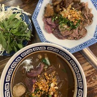 ราชานู้ดเดิ้ล