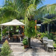 บรรยากาศ Hom Cafe Phuket