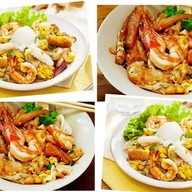 ยำ ยำ ยำวุ้นเส้น ยำมาม่า ยำเส้นแก้ว  รสแซ่บ