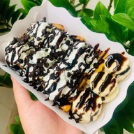 ปังปิ้งเนยฉ่ำ+โรตีสายไหมฟารีดา+โรตีทอดกรอบ+โอวัลตินภูเขาไฟ