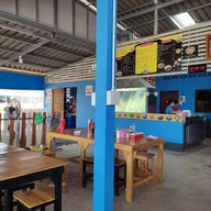 บรรยากาศ โหน่งผัดกระเพรา