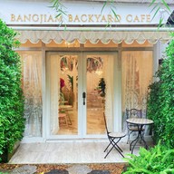 Bangjiam Backyard Cafe