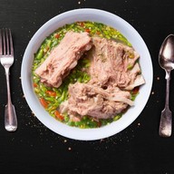 เล้งแซ่บ&อาหารตามสั่ง (ตั้มเล้งแซ่บเจ้าแรกชุมพร) ถ.กรมหลวง