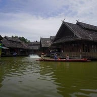 ตลาดน้ำ 4 ภาค