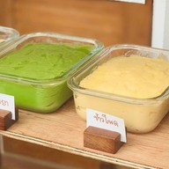 เครป & ขนมโตเกียว by HAVE A GOOD TOKYO ตลาดวัดลุ่ม