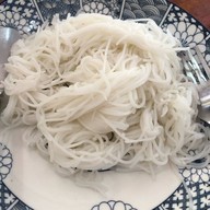 ก๋วยเตี๋ยวเนื้อวัดดงมูลเหล็ก