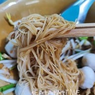 เมนูของร้าน ลูกชิ้นน้ำใสตาแก้ว ท่ายาง