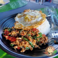 กะเพราขุนช้าง  จริงใจวิลเลจ