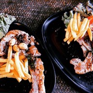 ฑีสุข คาเฟ่ นครปฐม