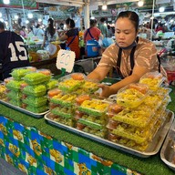 ตลาดโฮมสระครก