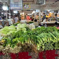 ตลาดโฮมสระครก