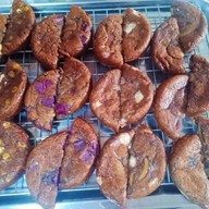 เมนูของร้าน Wai Yao (ว่ายเย่า) ขนมบ้าบิ่นมะพร้าวอ่อน คลอง 4 ลำลูกกา