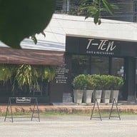 T-TEN Cafe & Restaurant