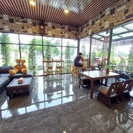 บรรยากาศ Tung Ngern Cafe'& Bakery ถนน345