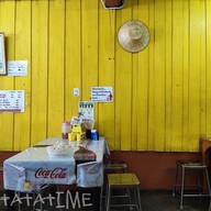 บรรยากาศ เจ๊จุ๋ม ก๋วยเตี๋ยวหมูนํ้าแดง