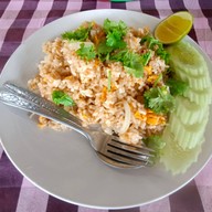 ร้านสวนครัววราพร