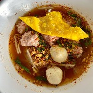 เมนูของร้าน สุขสบาย ขายเตี๋ยว