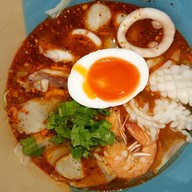 เตี๋ยวต้มยำ มะนาวสด ไข่ยางมะตูม