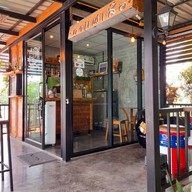 บรรยากาศ กาแฟเสือ เมืองเพชรบุรี
