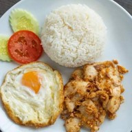 กระเพรา&กระเทียม บ้านตังค์ต้าร์