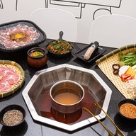 Evaime Shabu Shabu ทองหล่อ