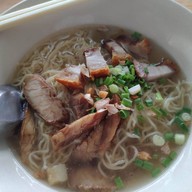 บุญเลิศ บะหมี่เกี๊ยว หมูย่างซีอิ๊ว บางกรวย-ไทรน้อย ใกล้วัดสวนแก้ว