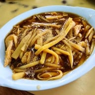 เมนูของร้าน ข้าวหน้าไก่ห้าแยก พูนเลิศ 83 เฮียห่ง ลาดพร้าว วังหิน