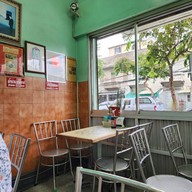 บรรยากาศ ข้าวหน้าไก่ห้าแยก พูนเลิศ 83 เฮียห่ง ลาดพร้าว วังหิน