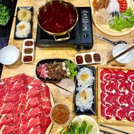 เมนูของร้าน ล้านเตี๋ยว สาขาปตท.สันนาเม็ง