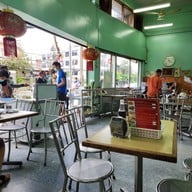 บรรยากาศ ข้าวหน้าไก่ห้าแยก พูนเลิศ 83 เฮียห่ง ลาดพร้าว วังหิน