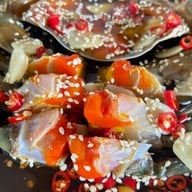 เมนูของร้าน ฉอยปูม้านึ่ง