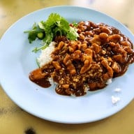 เมนูของร้าน ข้าวหน้าไก่ห้าแยก พูนเลิศ 83 เฮียห่ง ลาดพร้าว วังหิน