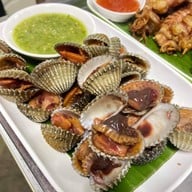 เมนูของร้าน ฉอยปูม้านึ่ง